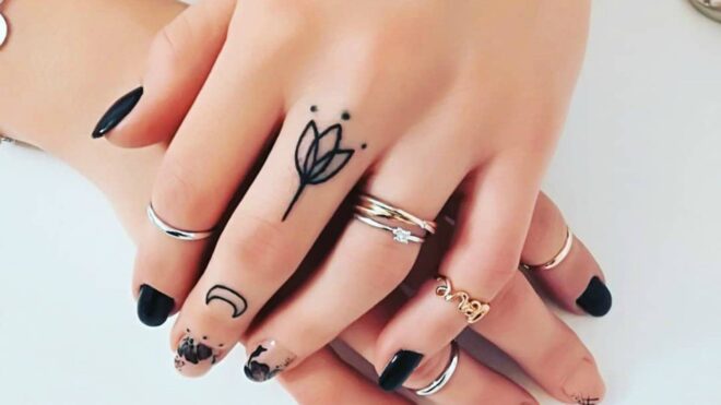 pretty unique small hand tattoos ideas